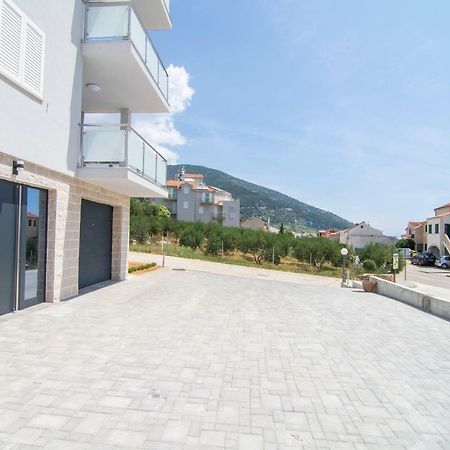 Apartments Sara 4 Bol Exterior foto